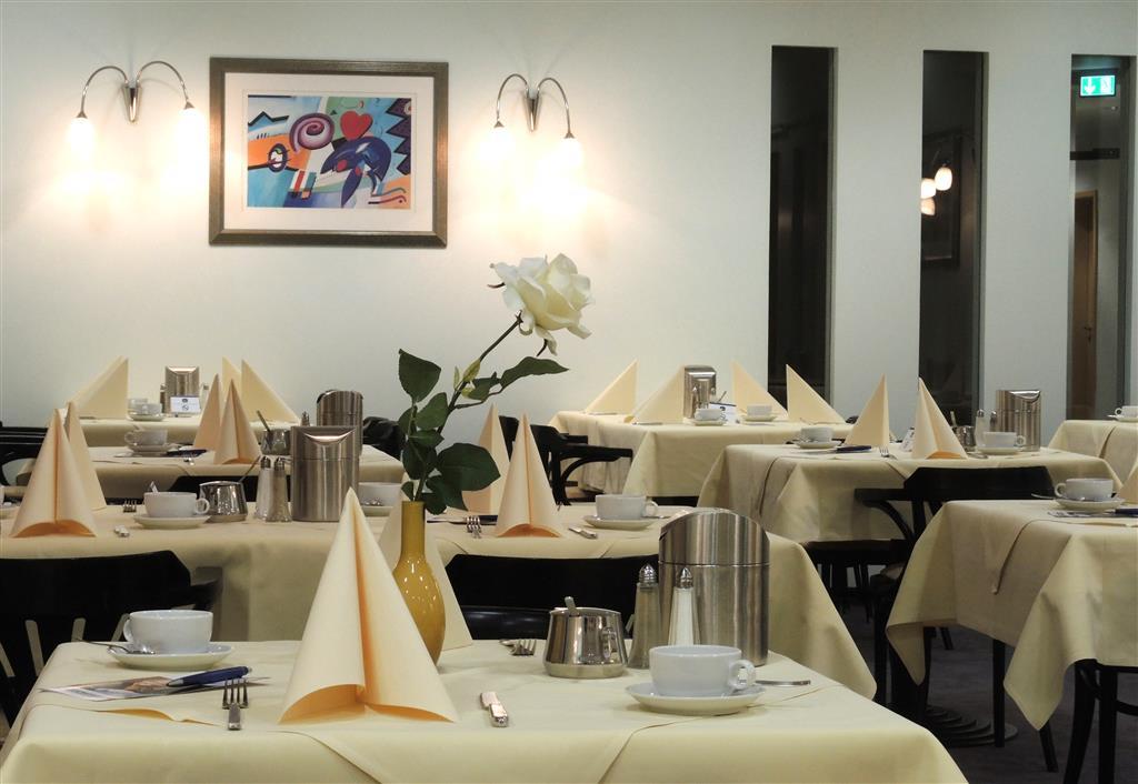 Best Western Hotel Im Forum Muelheim Mülheim an der Ruhr Restaurant foto